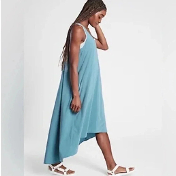 Athlete Presidio Traveler Maxi Dress - Picture 10 of 14